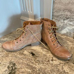 Tan Combat Boots